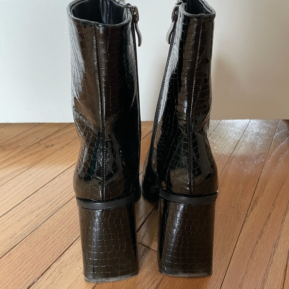 Black croc booties - Picture 3 of 3